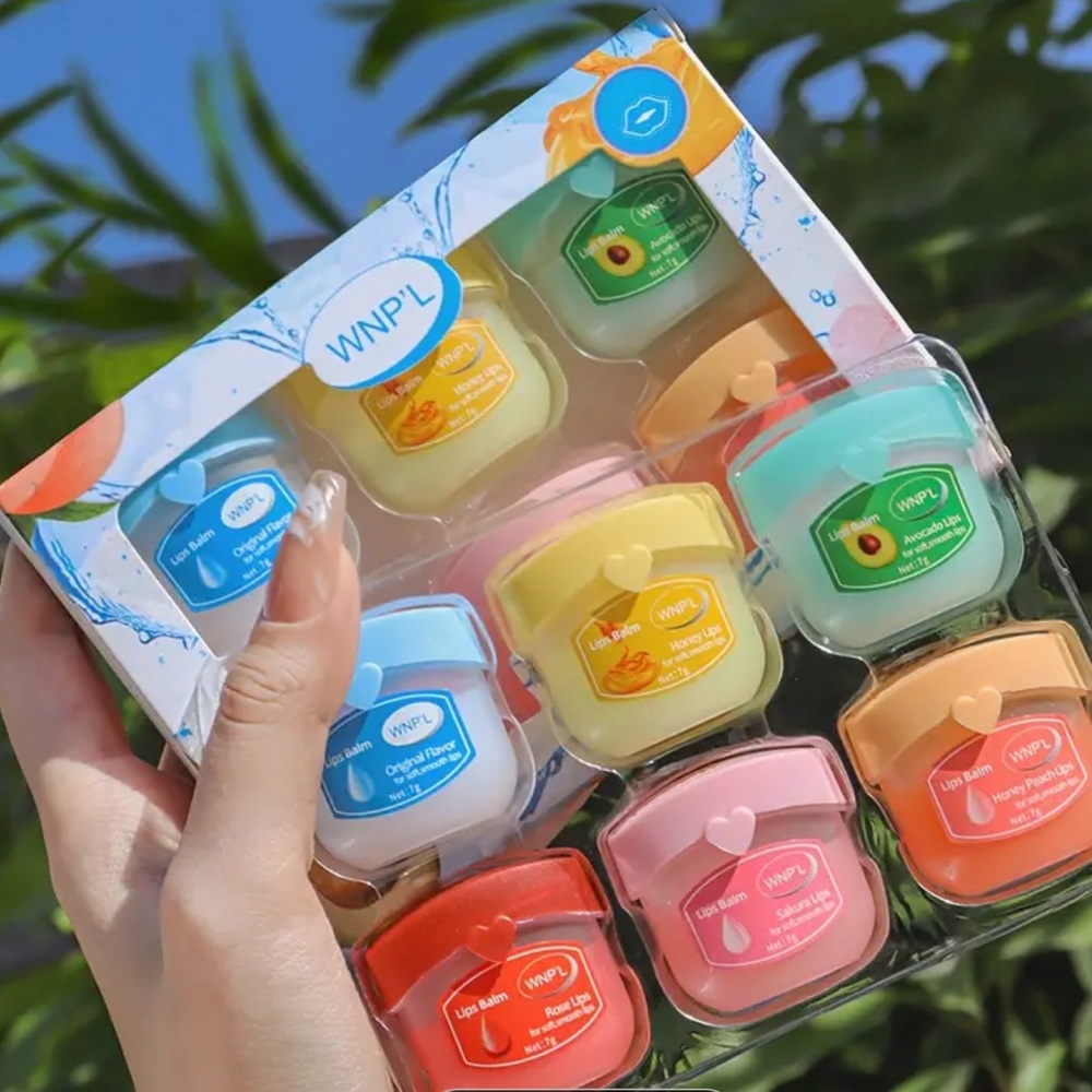 6 in 1 Lip Balm Gift Set! 6 Kinds Of Fruit Flavored Lip Gloss!